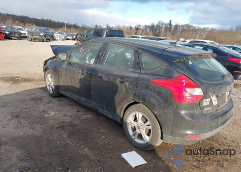 2013 Ford Focus Se z USA, uszkodzony, nr VIN 1FADP3K21DL294161